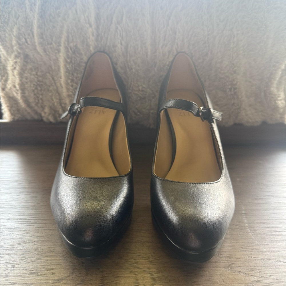 Naturalizer Black Mary Jane Heels
